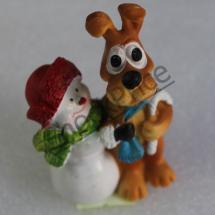Собачка с дедом морозом/снеговиком